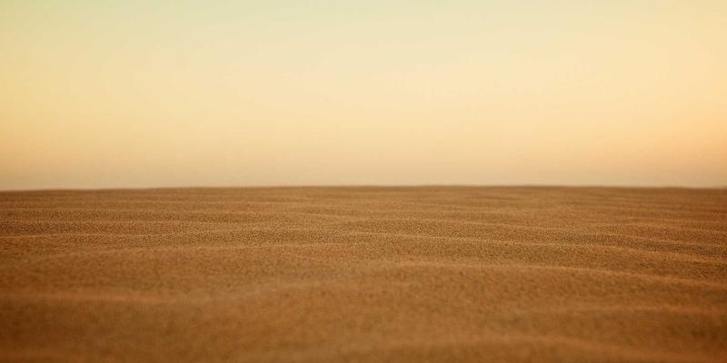 低轨卫星互联网星座：颠覆性网络技术与IT解决方案的未来格局