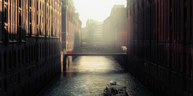 数字化转型新引擎：边缘计算如何重塑传统网络架构与IT解决方案