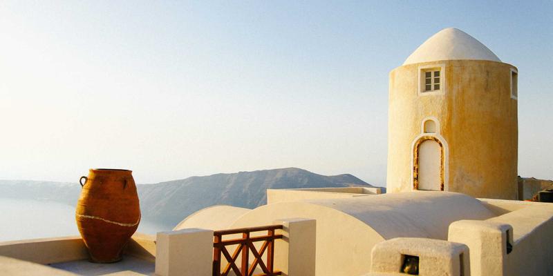 智能守护网络边界：基于AI的流量分析与异常检测如何主动防御DDoS与内部威胁