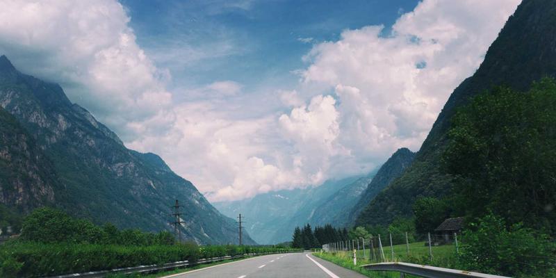 网络技术49：云服务如何驱动企业数字化转型的核心引擎