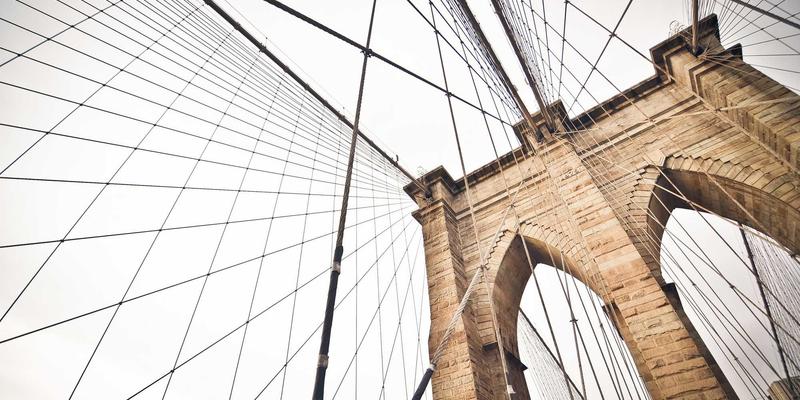 重塑企业安全边界：零信任网络架构（ZTNA）的实践部署与核心挑战